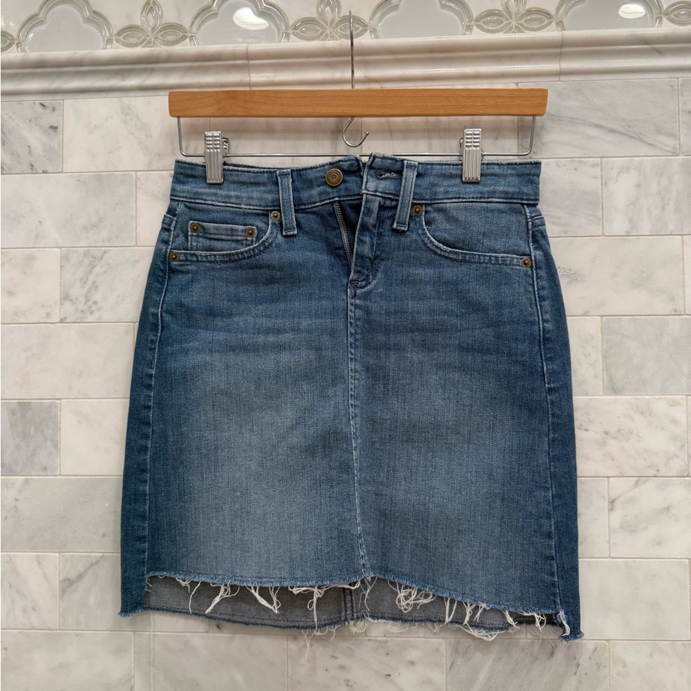 Vineyard Vines Denim Skirt